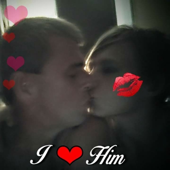 Meet your Posher, Kelly - Picture 1 of 1